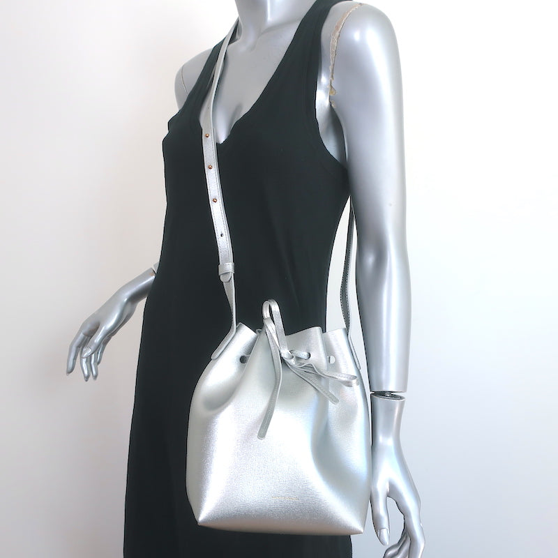 Mansur Gavriel Mini Bucket Bag Silver Metallic Textured Leather Crossb –  Celebrity Owned