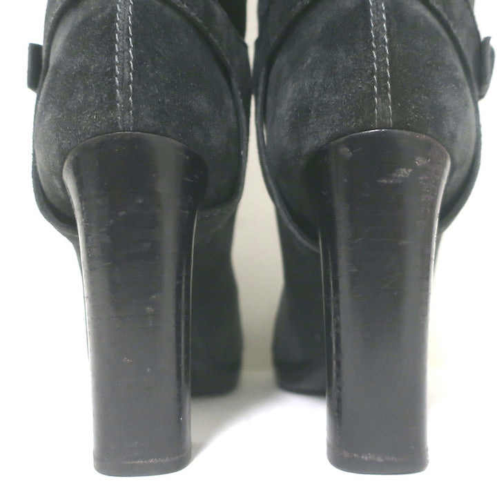 Authentic Lanvin knee-high platform harness boots in gray suede, pre-owned.
