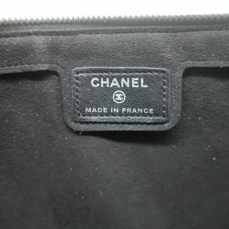 Chanel Holographic Chevron Zip Pouch Black &amp; Silver Medium Wristlet Clutch Bag