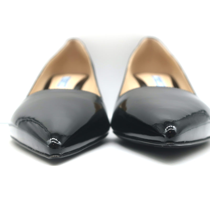 Prada Pumps Black Patent Leather Size 41 Pointed Toe Heels NEW