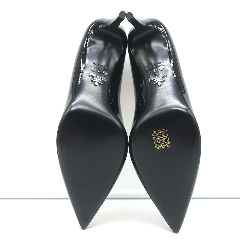 Prada Pumps Black Patent Leather Size 41 Pointed Toe Heels NEW