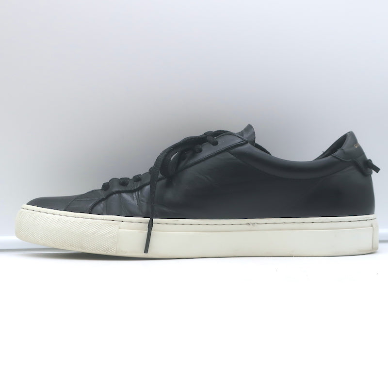 Givenchy Urban Street Low Top Sneakers Black Leather Size 42.5