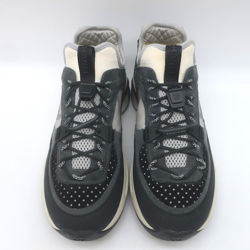 Chanel 22B CC Quilted-Heel Mixed Media Low Top Sneakers Black/Gray Size 35.5