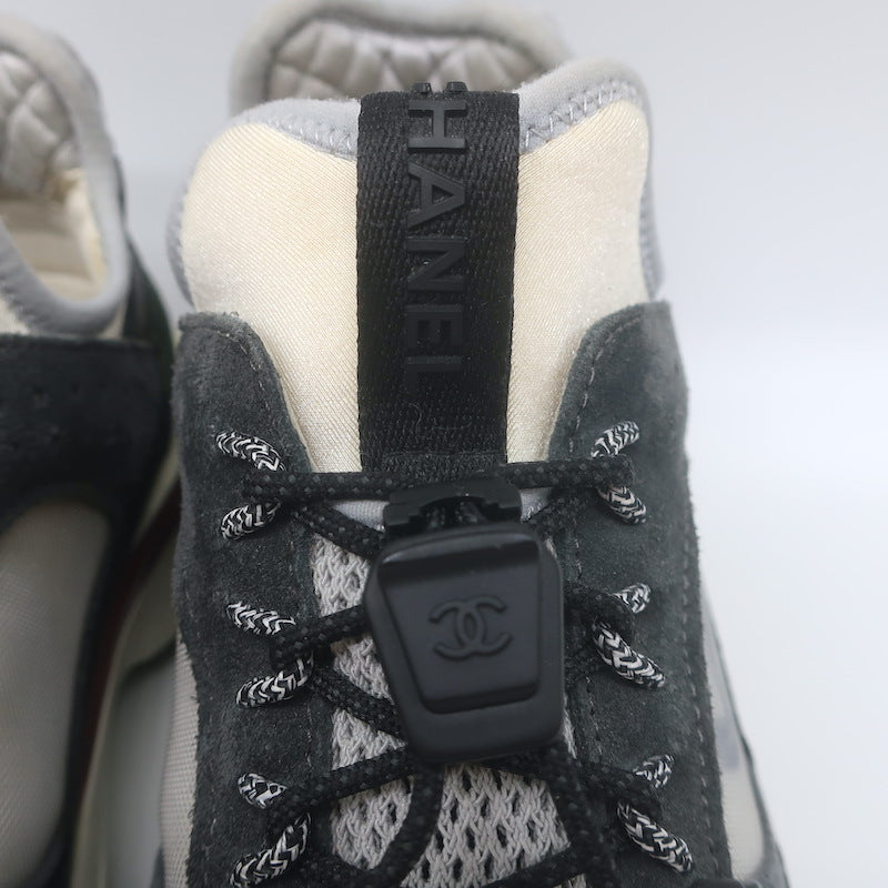 Chanel 22B CC Quilted-Heel Mixed Media Low Top Sneakers Black/Gray Size 35.5