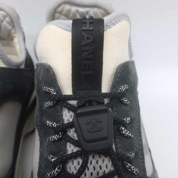 Chanel 22B CC Quilted-Heel Mixed Media Low Top Sneakers Black/Gray Size 35.5