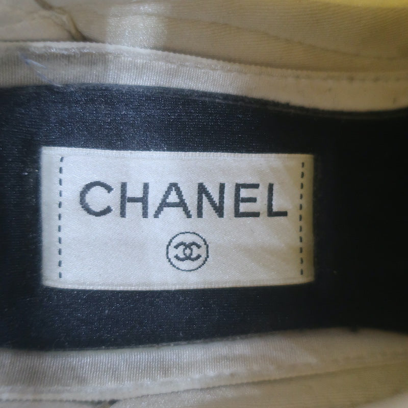 Chanel 22B CC Quilted-Heel Mixed Media Low Top Sneakers Black/Gray Size 35.5
