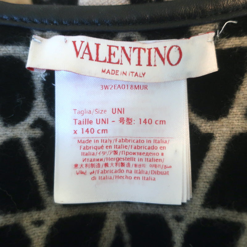 Valentino Toile Iconographe Cape Beige/Black Cashmere-Blend One Size