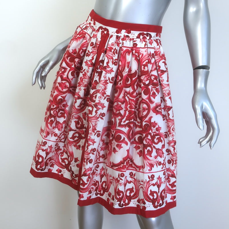 Dolce &amp; Gabbana Majolica Print Pleated Mini Skirt Red/White Poplin Size 40