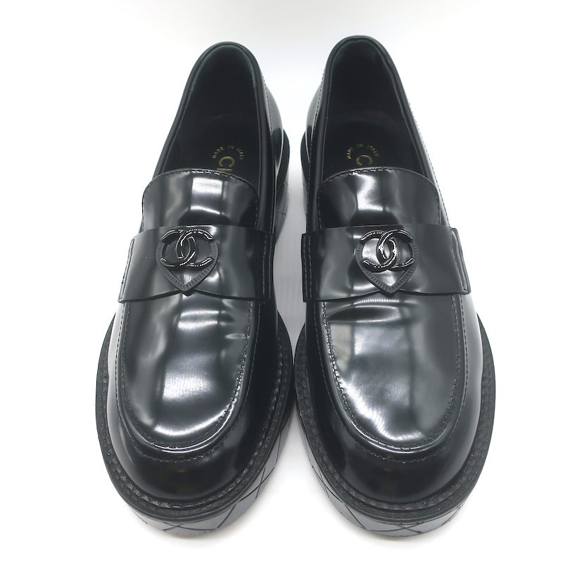 Chanel 24K Heart CC Quilted-Platform Loafers Black Shiny Leather Size 37.5