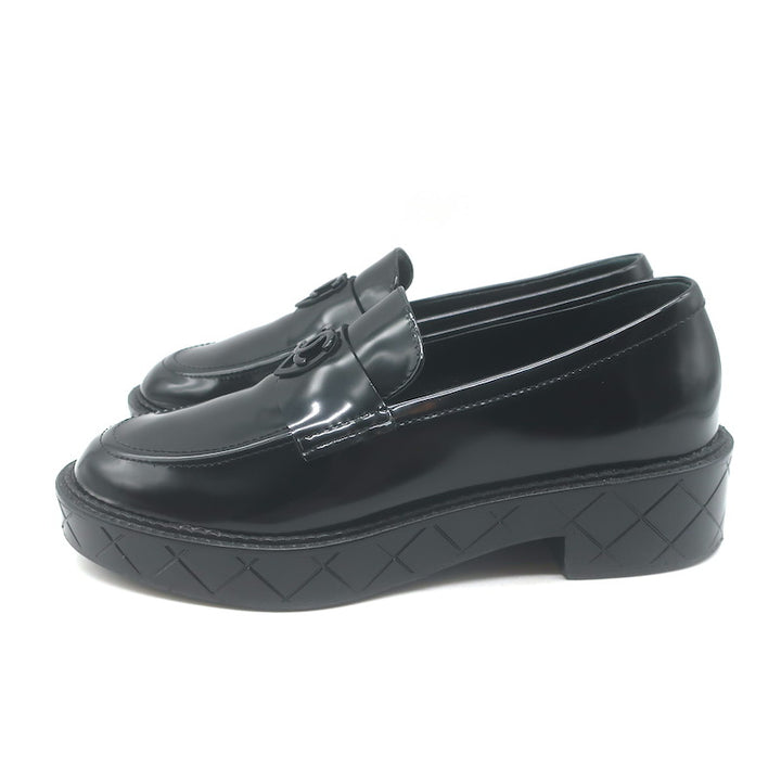 Chanel 24K Heart CC Quilted-Platform Loafers Black Shiny Leather Size 37.5