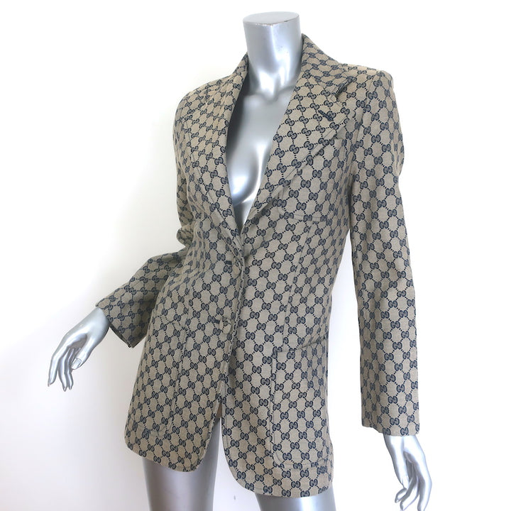 Gucci GG jacquard canvas two-button blazer in beige, size 38 — authentic pre-owned luxury in excellent condition