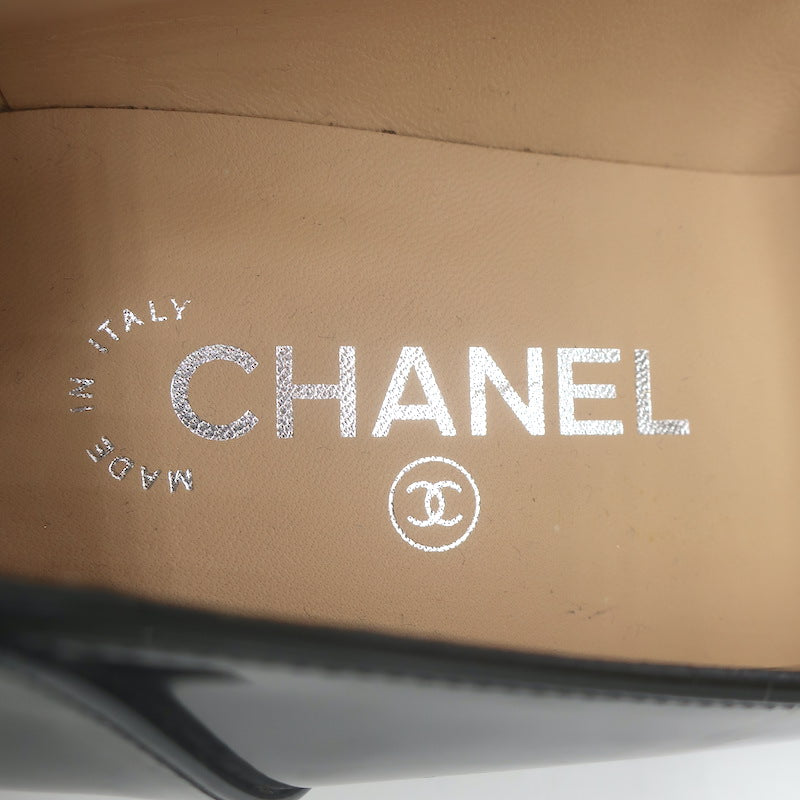 Chanel CC Smoking Slippers Black Patent Leather Size 38.5 Slip-On Loafers