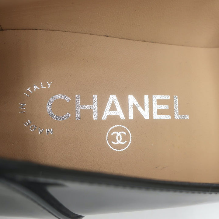Chanel CC Smoking Slippers Black Patent Leather Size 38.5 Slip-On Loafers