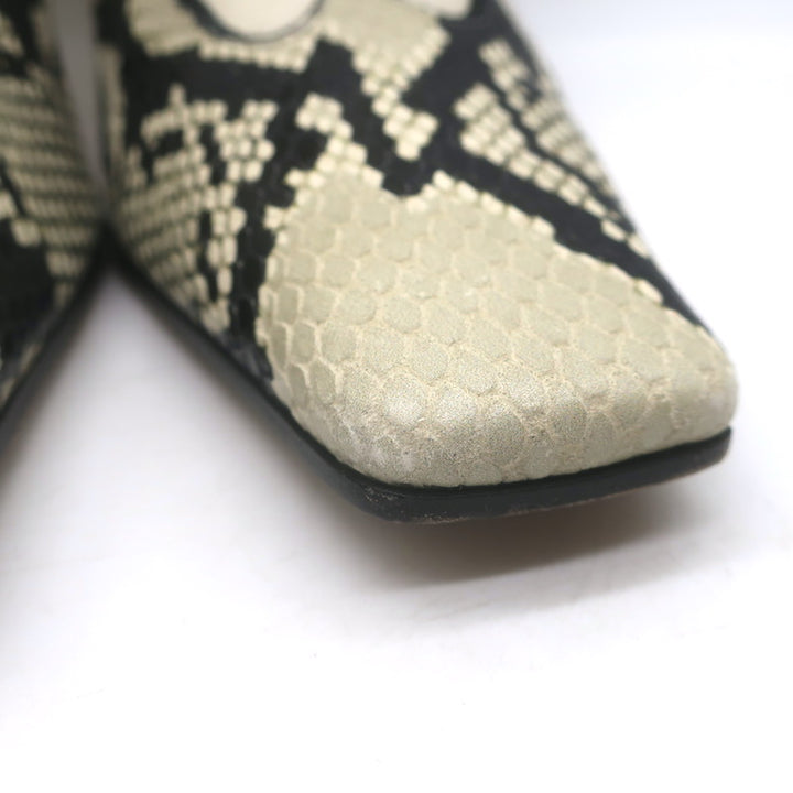 KHAITE Nevada Snake-Embossed Cap Toe Stretch Leather Ankle Boots Cream Size 38