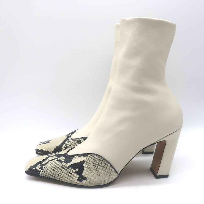 KHAITE Nevada Snake-Embossed Cap Toe Stretch Leather Ankle Boots Cream Size 38