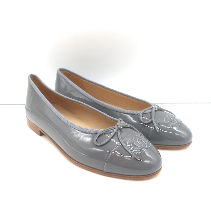 Chanel 15S CC Cap Toe Ballet Flats Gray Patent Leather Size 36 NEW