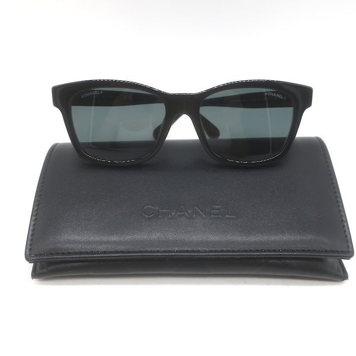 Chanel 5484 CC Quilted-Side 54mm Square Sunglasses Black