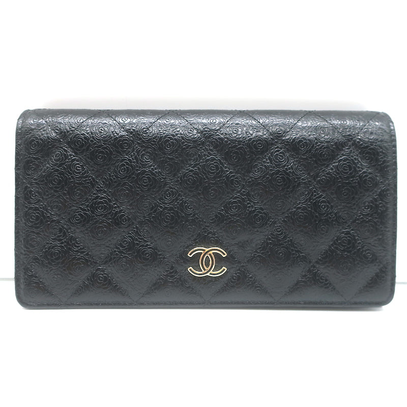 Chanel Camellia-Embossed Quilted Leather L Yen Continental Wallet Black