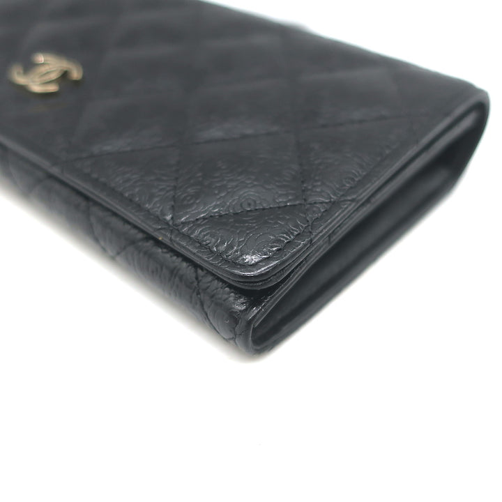 Chanel Camellia-Embossed Quilted Leather L Yen Continental Wallet Black