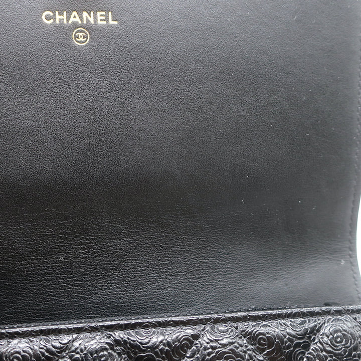 Chanel Camellia-Embossed Quilted Leather L Yen Continental Wallet Black