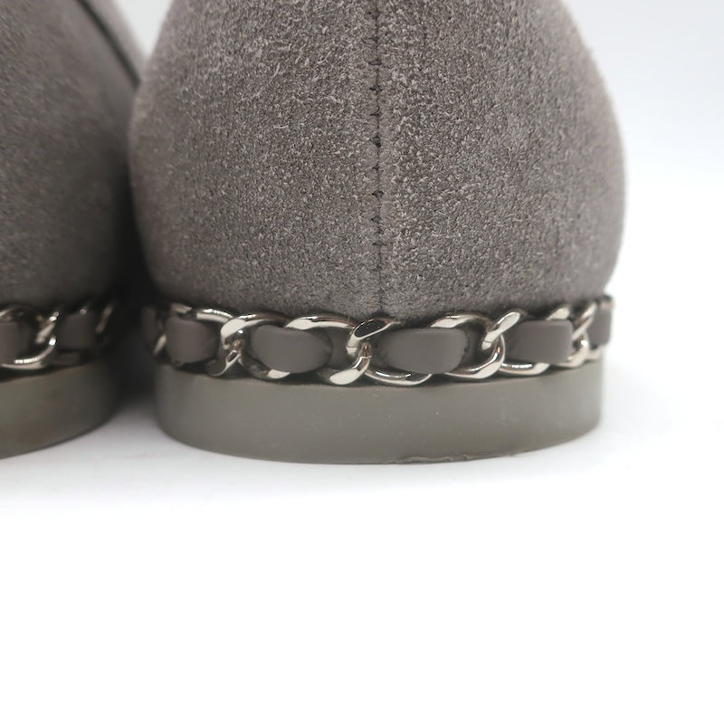 Chanel Chain-Trimmed CC Loafers Gray Suede Size 37