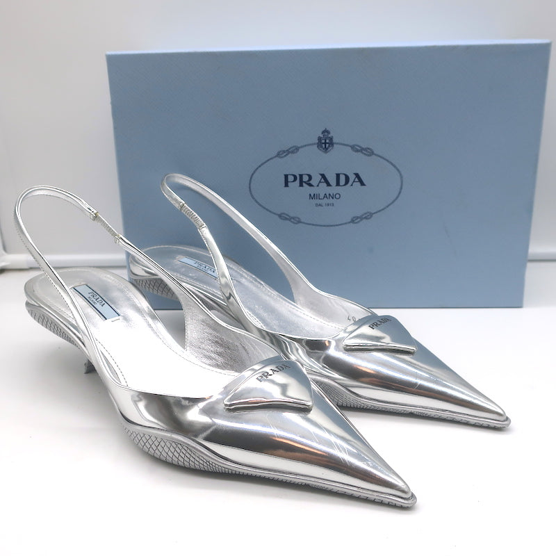 【利益還元祭】開催中！今年最後の大セール Prada Leather Mirrored Silver Pumps Slingback Heel Kitten 靴