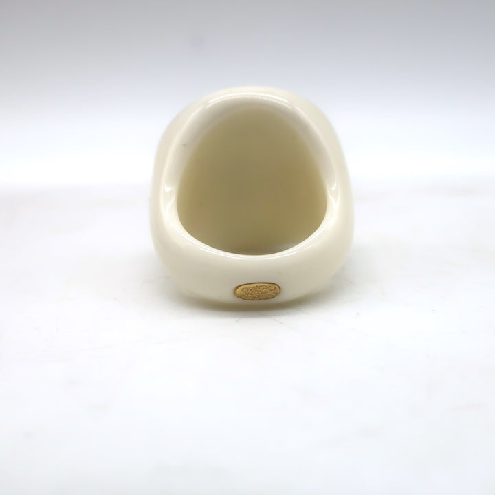 Vintage Chanel 02P CC Camellia Ring Cream &amp; Black Resin Size 6.5