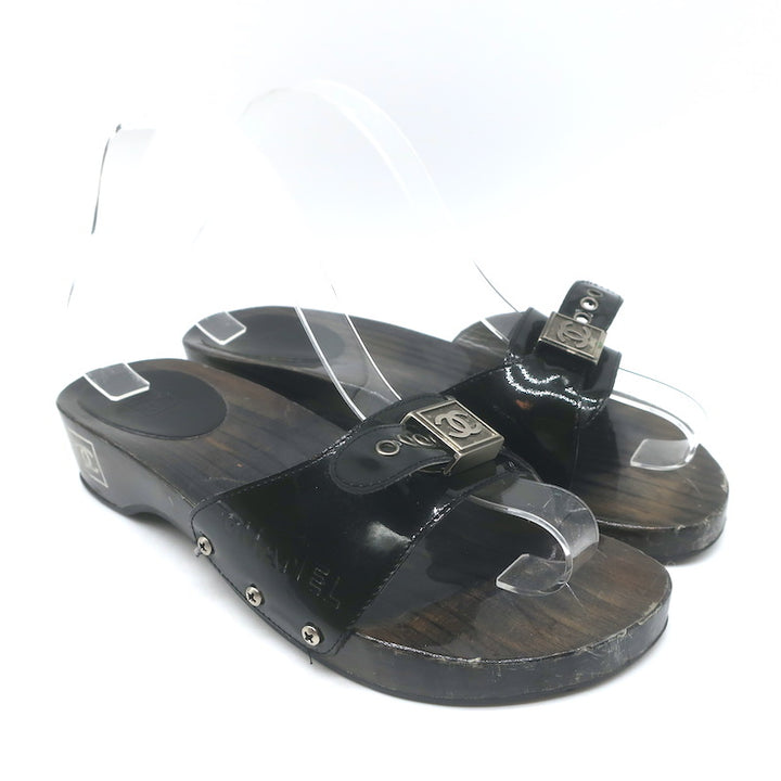 Vintage Chanel 04P Lacquered Wood CC Clog Sandals Black Patent Leather Size 39