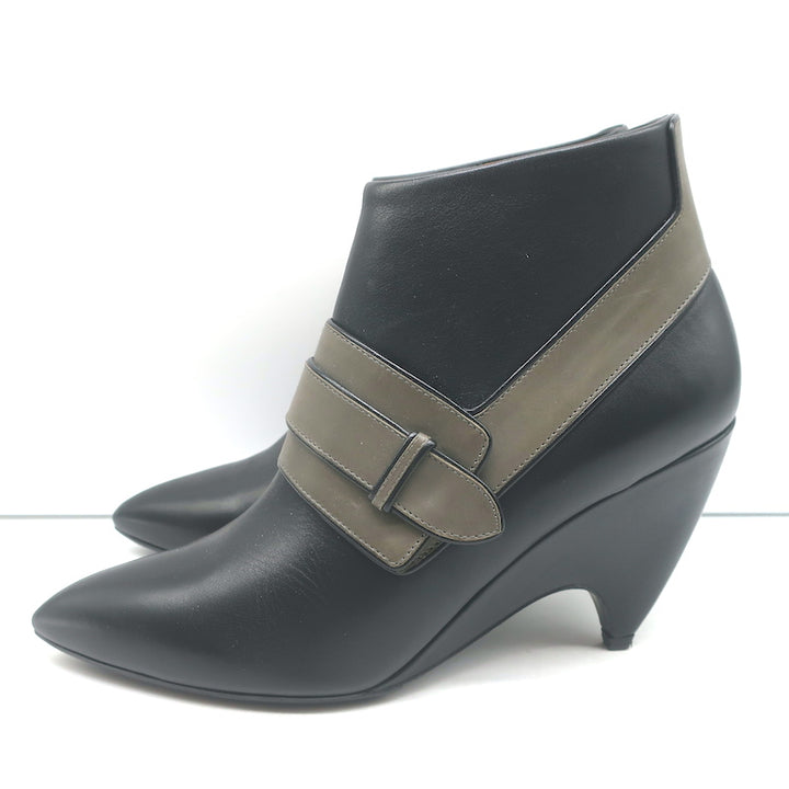 Balenciaga Wedge Booties Black &amp; Gray Leather Size 39.5 Pointed Toe Ankle Boots