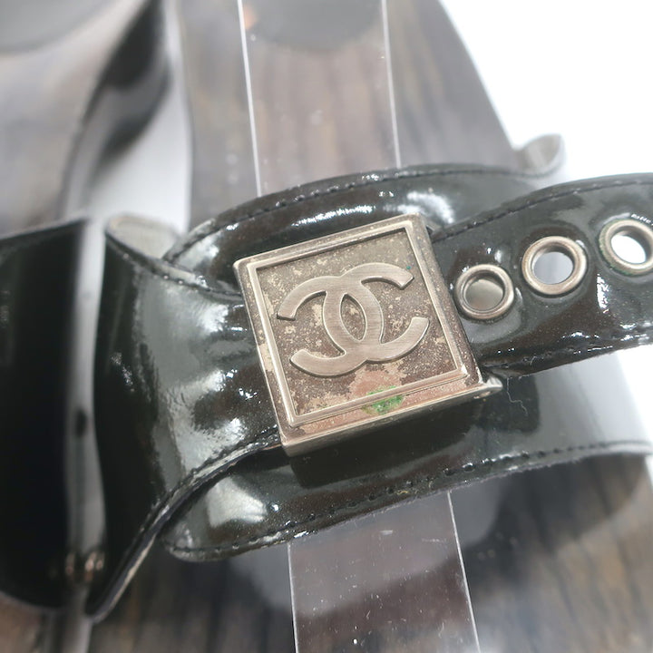 Vintage Chanel 04P Lacquered Wood CC Clog Sandals Black Patent Leather Size 39