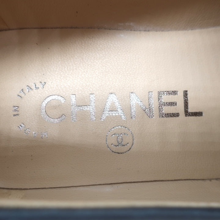 Chanel CC Zigzag Stitched Loafers Black Leather Size 37