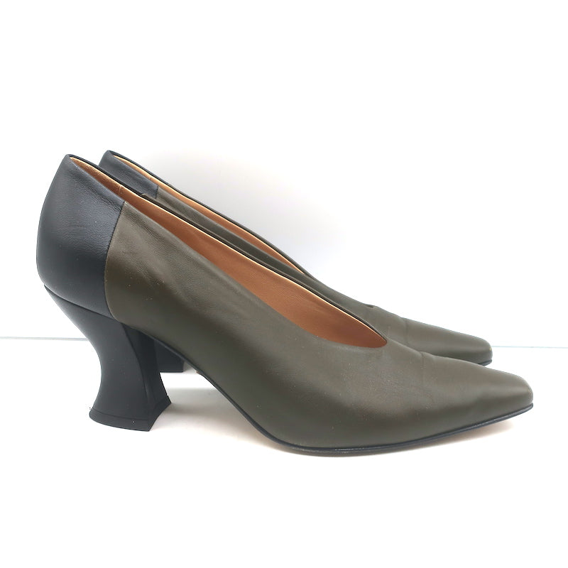 Bottega Veneta Two-Tone Pumps Dark Olive &amp; Black Size 37.5