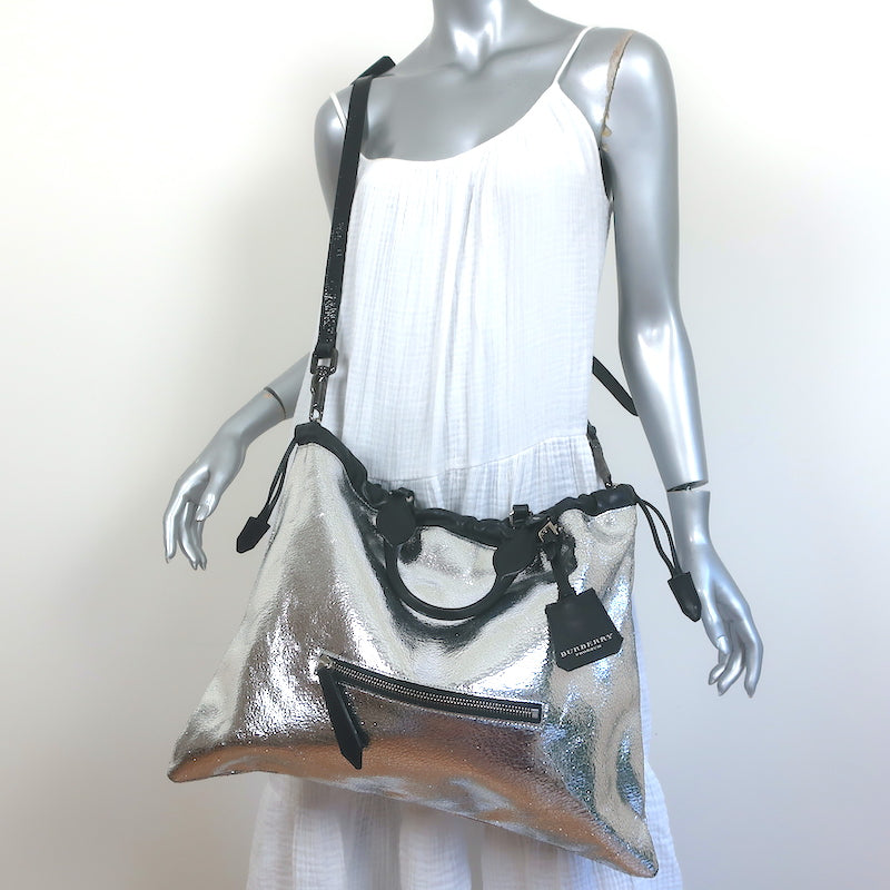 Burberry silver purse Clearance