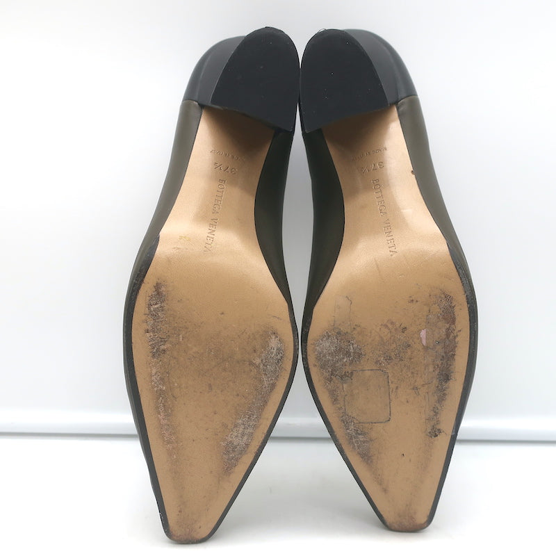 Bottega Veneta Two-Tone Pumps Dark Olive &amp; Black Size 37.5