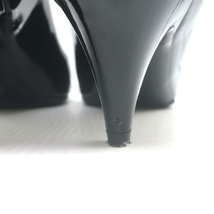 Saint Laurent Kiki pointed-toe kitten-heel pumps in black patent leather, pre-owned with authentic luxury patina