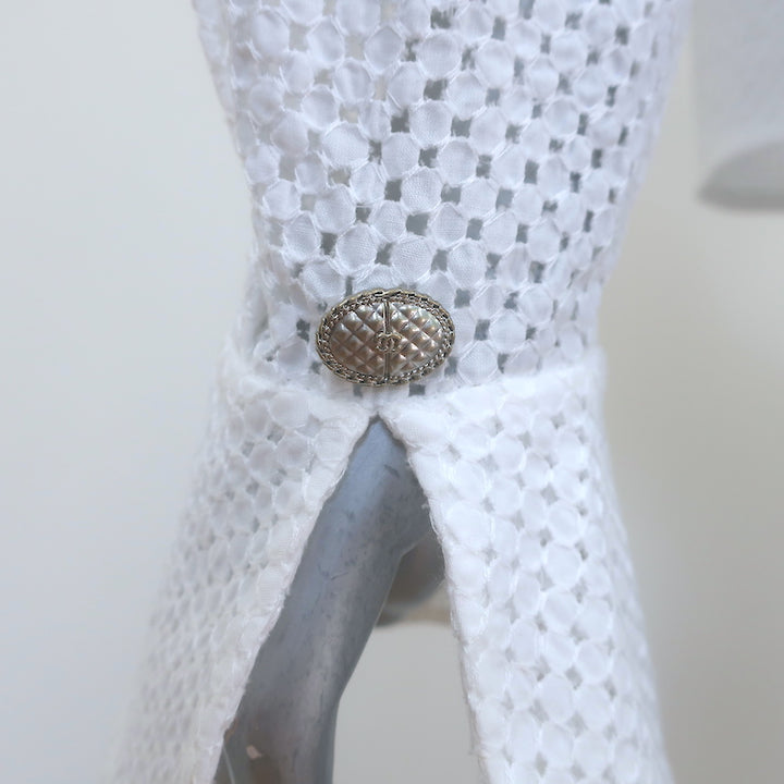 Chanel Eyelet-Embroidered Collared Blouse White Cotton Size 36 Long Sleeve Top