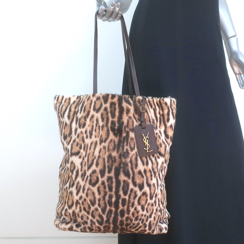 Pre-loved/Used Yves Saint Laurent Handbags: $950
