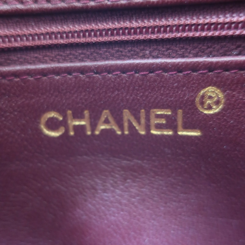 Vintage Chanel 1987 Quilted Lizard Skin Tassel Camera Bag Burgundy Crossbody