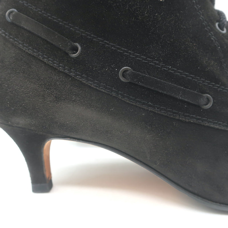 Manolo Blahnik Lace-Up Ankle Boots Black Suede Size 38.5 Pointed Toe Kitten Heel