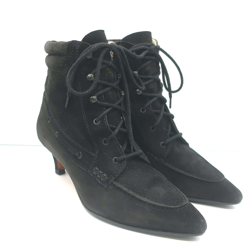 Pre-loved/Used Manolo Blahnik Women's Boots: $275