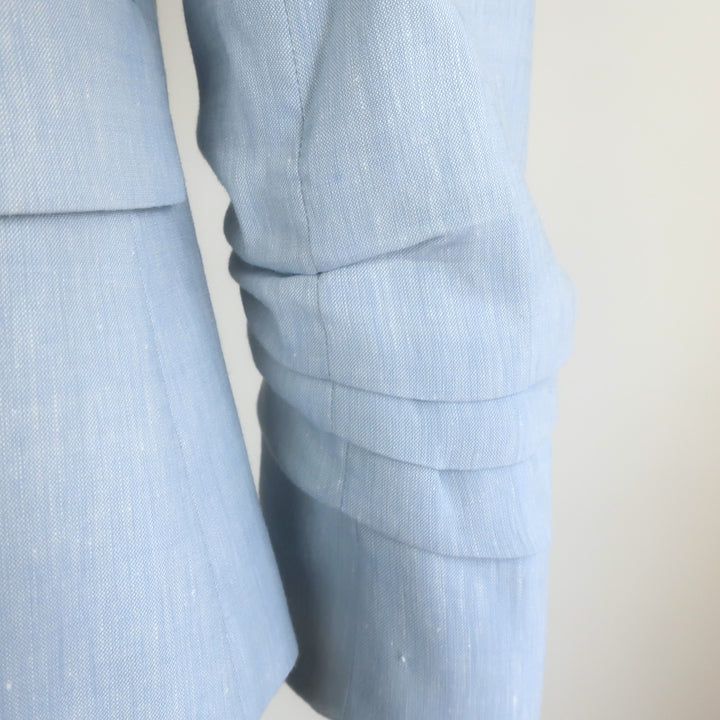 Veronica Beard Aaliyah Dickey one-button blazer in light blue linen blend, size 4 — pre-owned, gently worn luxury.