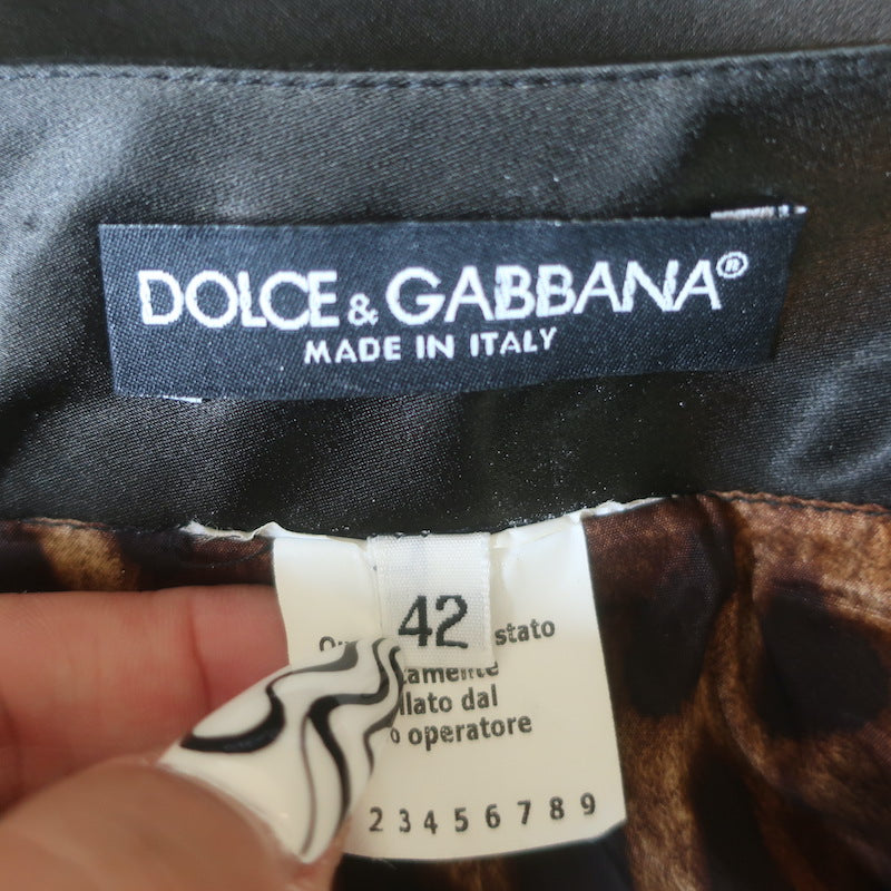 Dolce &amp; Gabbana Satin Pencil Skirt Dark Olive Leopard lined Size 42