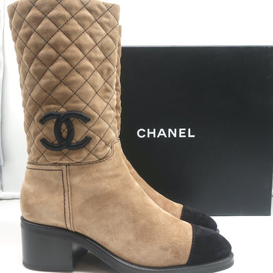 Pre-loved/Used Chanel Women's Boots: $1750