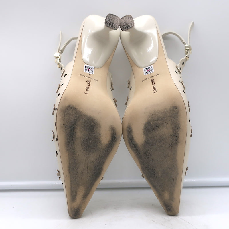 Larroude jasmine flower-embellished perforated slingback pumps in ivory leather, pre-owned, elegant designer condition