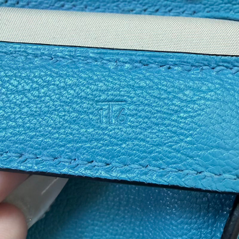 Hermes 2006 Karo GM Pouch Turquoise Epsom Leather Cosmetic Bag Palladium