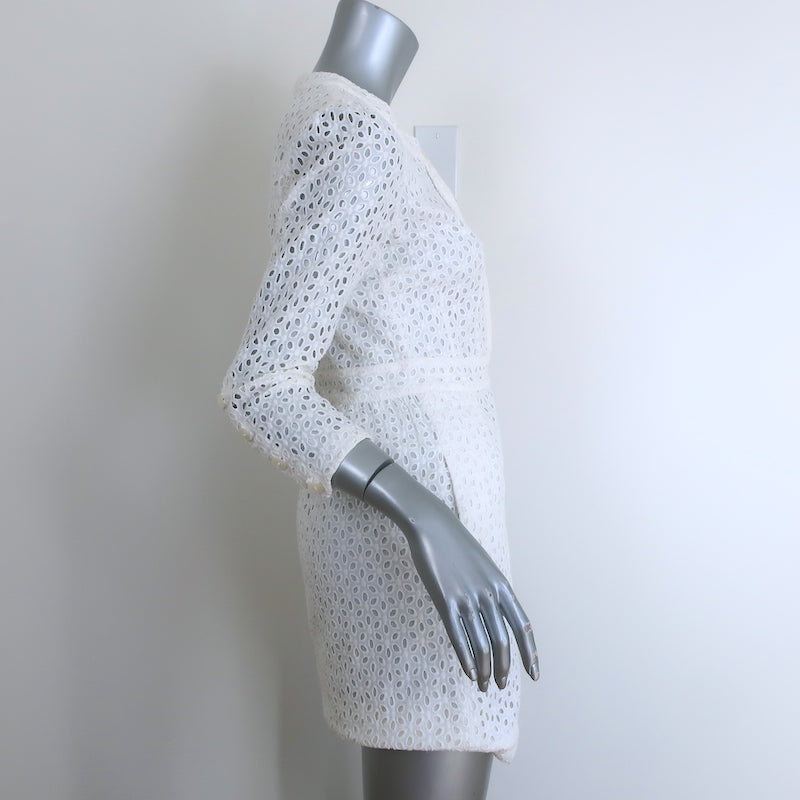 See by Chloe Eyelet-Embroidered Mini Dress White Cotton Size US 4 Celebrity Owned See by Chloe Eyelet-Embroidered Mini Dress White Cotton Size US 4 Celebrity Owned