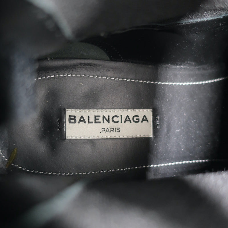 Balenciaga Wingtip Chelsea Boots Gray Suede Size 39.5 Flat Ankle Boots