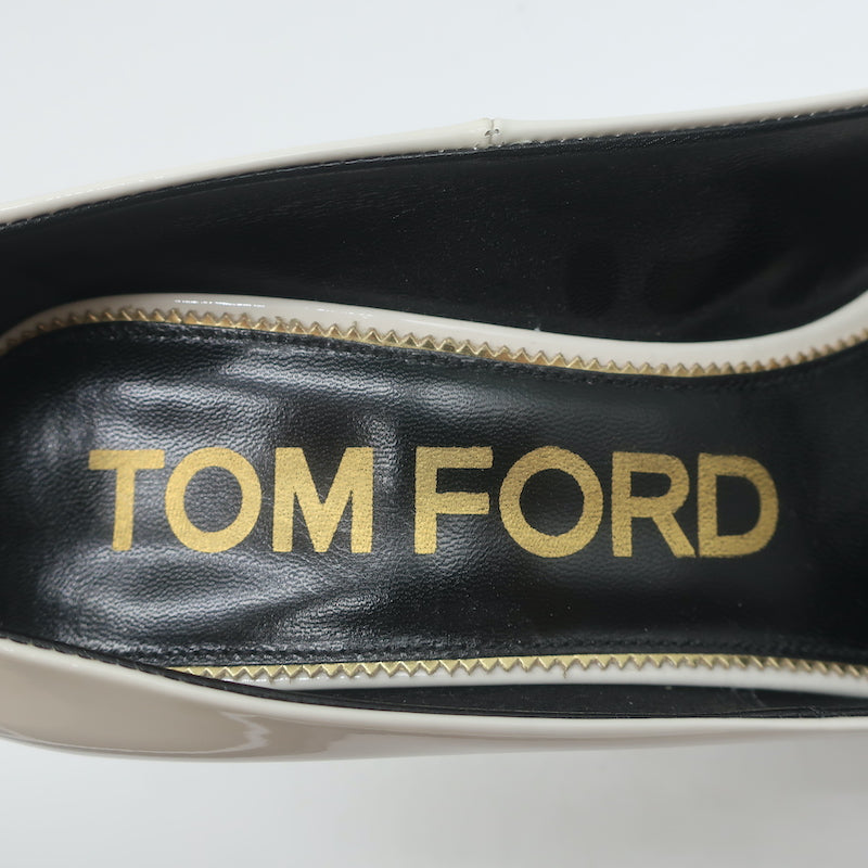 Tom Ford Pumps White Patent Leather Size 39 Pointed Toe Heels NEW