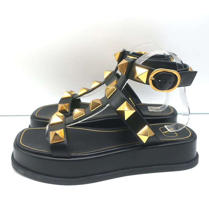 Valentino Roman Stud Ankle Strap Platform Sandals Black Leather Size 39.5 NEW