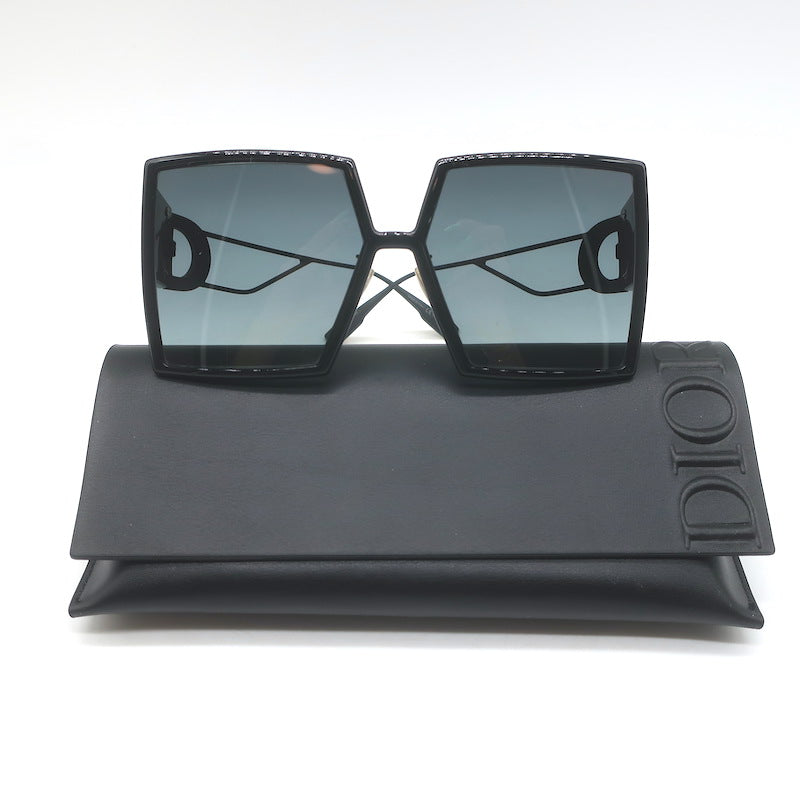 Christian Dior 30Montaigne Oversized Square Sunglasses Black 58mm